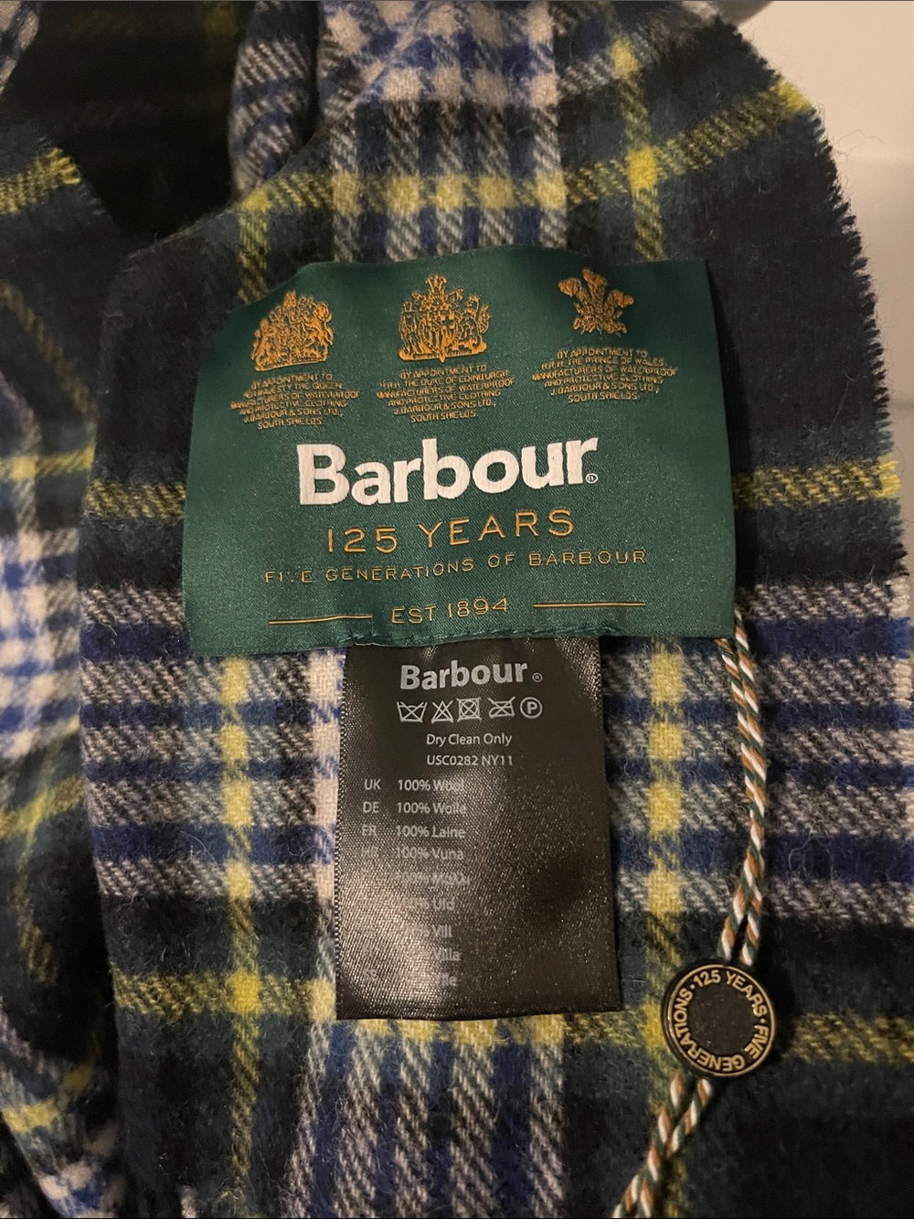 BARBOUR TARTAN LAMBSWOOL SCARF – CLASSIC BRITISH STYLE